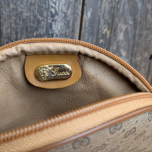 Gucci Vintage GG Supreme Pouch, Luxury Designer Small Pouch Bag Vanity Case - Picture 7 of 11